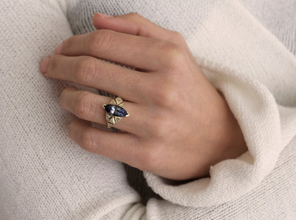 Bicolor Marquise-Cut Tanzanite Cluster Ring with Trillion-Cut White Diamonds