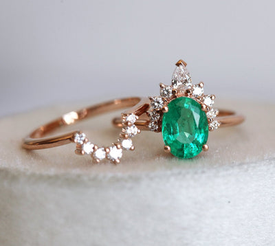Janice anillo de Esmeralda ovalada