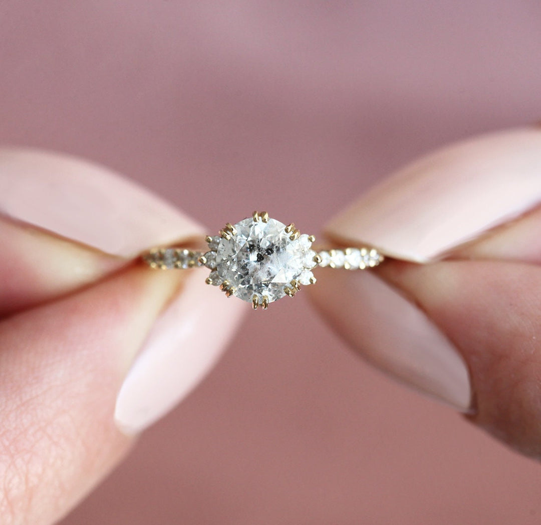 Jasmine Round Diamond Cluster Ring Capucinne