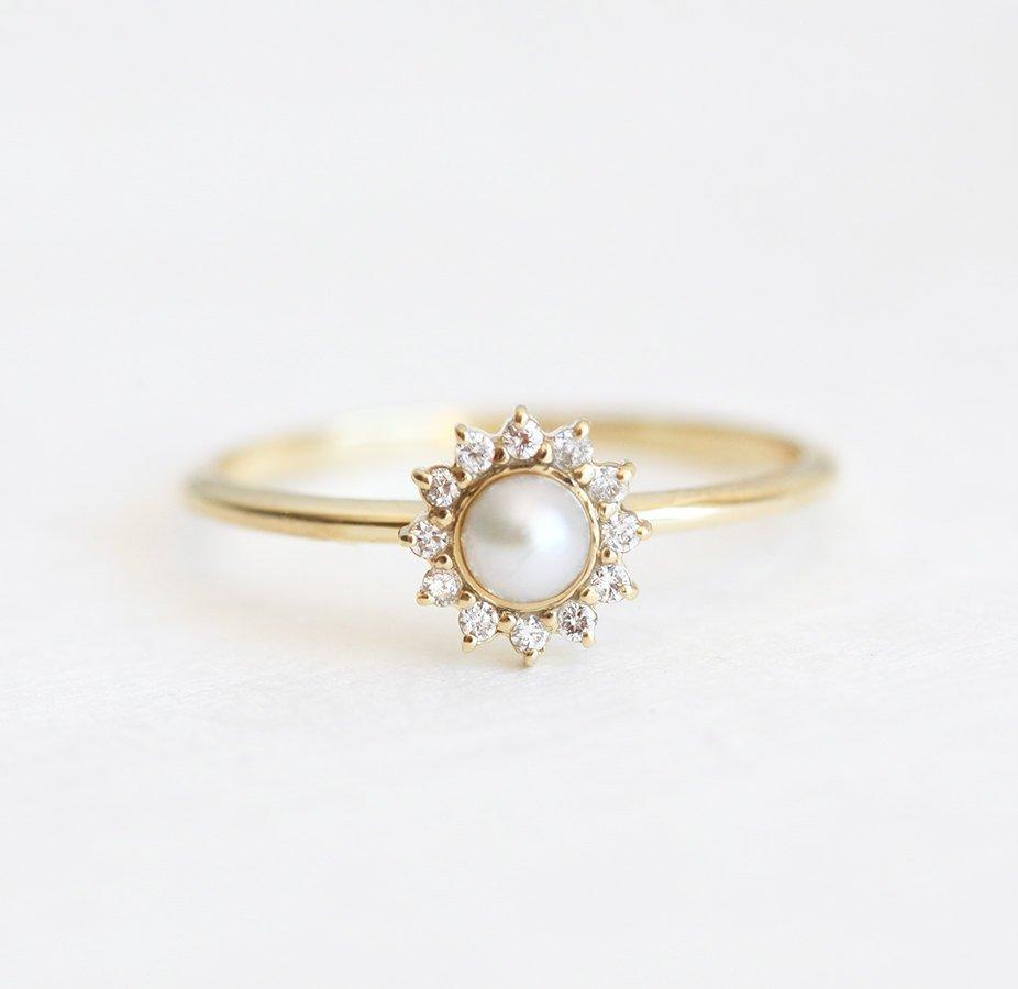 JESSIE WHITE PEARL RING-Capucinne