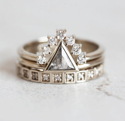 Triangle Salt & Pepper Diamond Ring Set with Round White Diamonds
