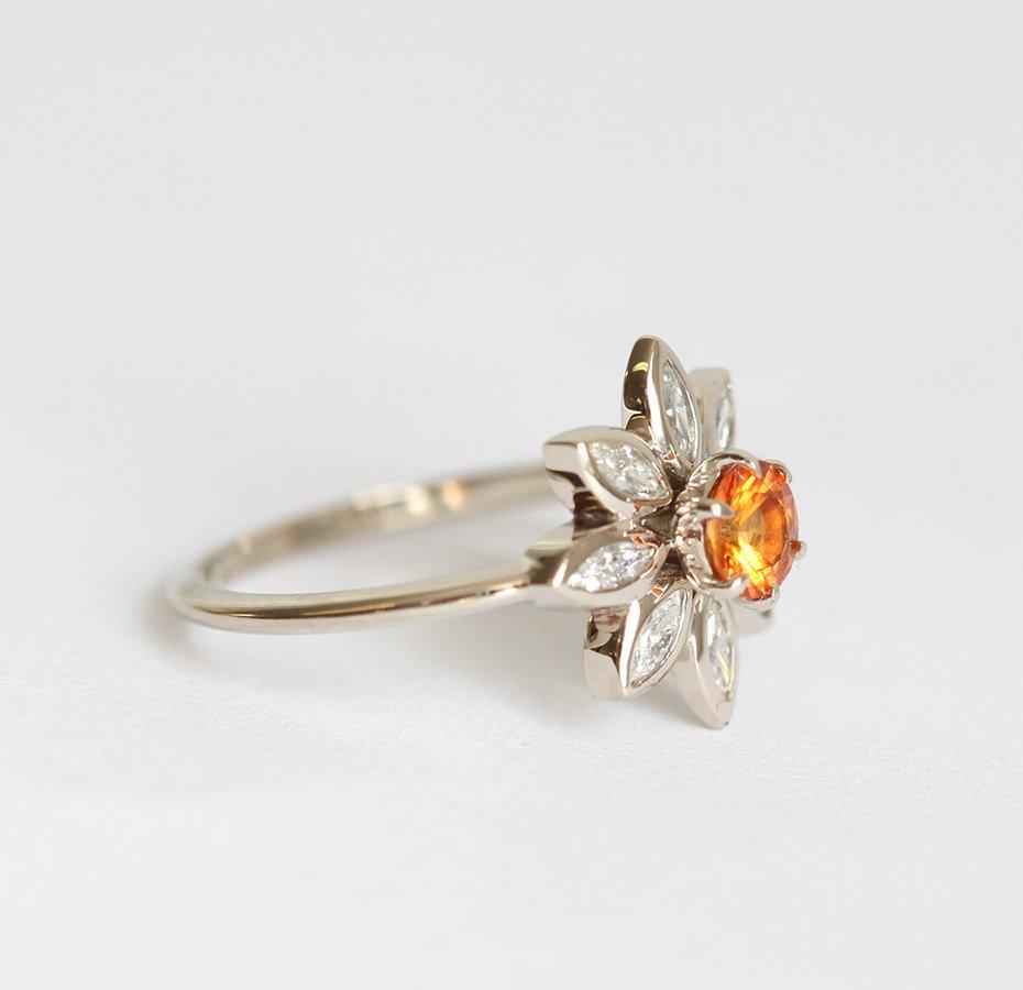 Round Orange Diamond Flower-looking Ring, with Marquise-Cut light orange Diamonds as flower petals