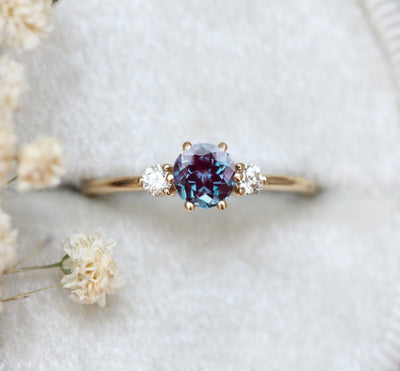 Teal Round Alexandrite, Yellow Gold Ring with 2 Side Round White Diamonds