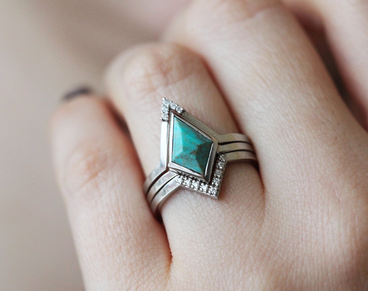 Kite Turquoise Diamond Ring Set