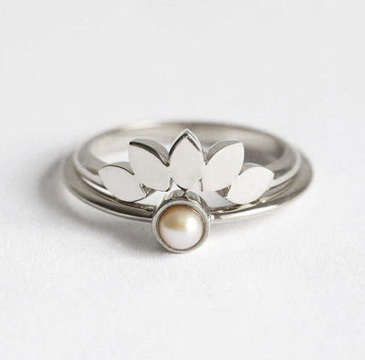 LEAF RING, WEDDING BAND-Capucinne