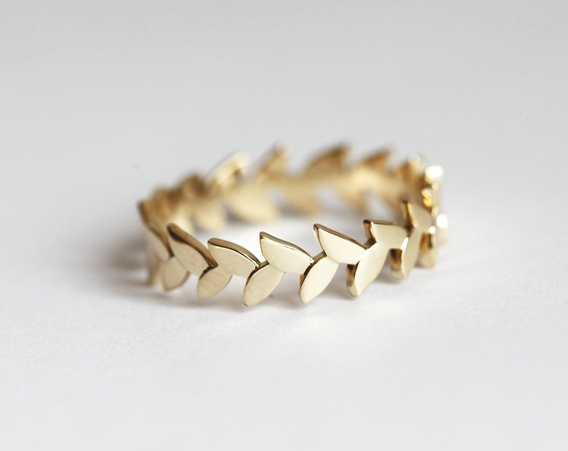 LEAH WEDDING RING, LEAF BAND-Capucinne