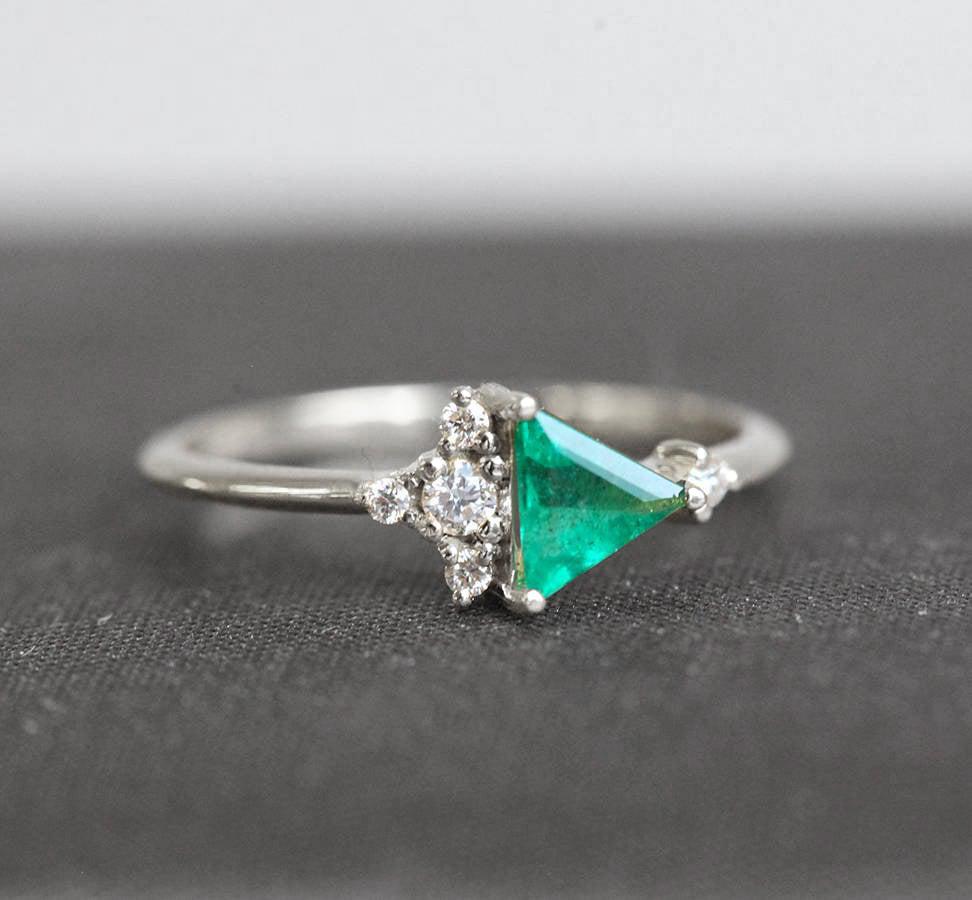 Triangle-Cut Emerald Cluster Ring with White Diamonds