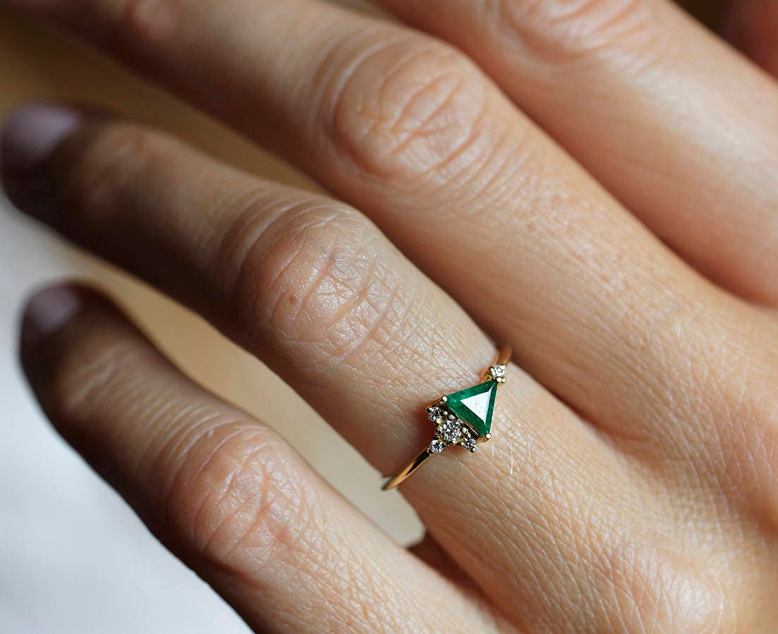 Triangle-Cut Emerald Cluster Ring with White Round Diamonds