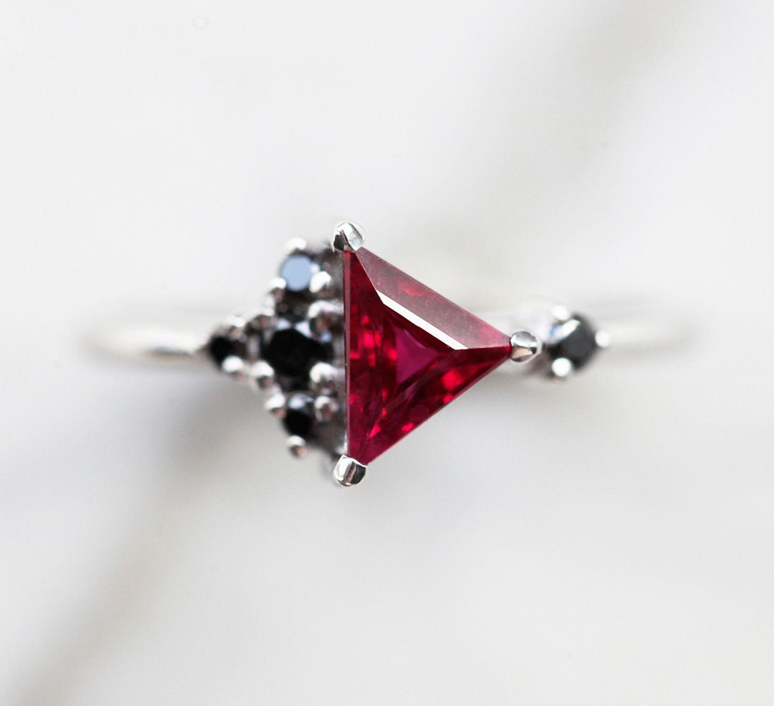 Triangle-Cut Ruby Cluster Ring with Black Round Diamonds