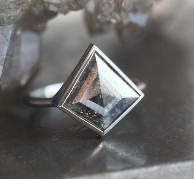 Kite Salt & Pepper Diamond Ring