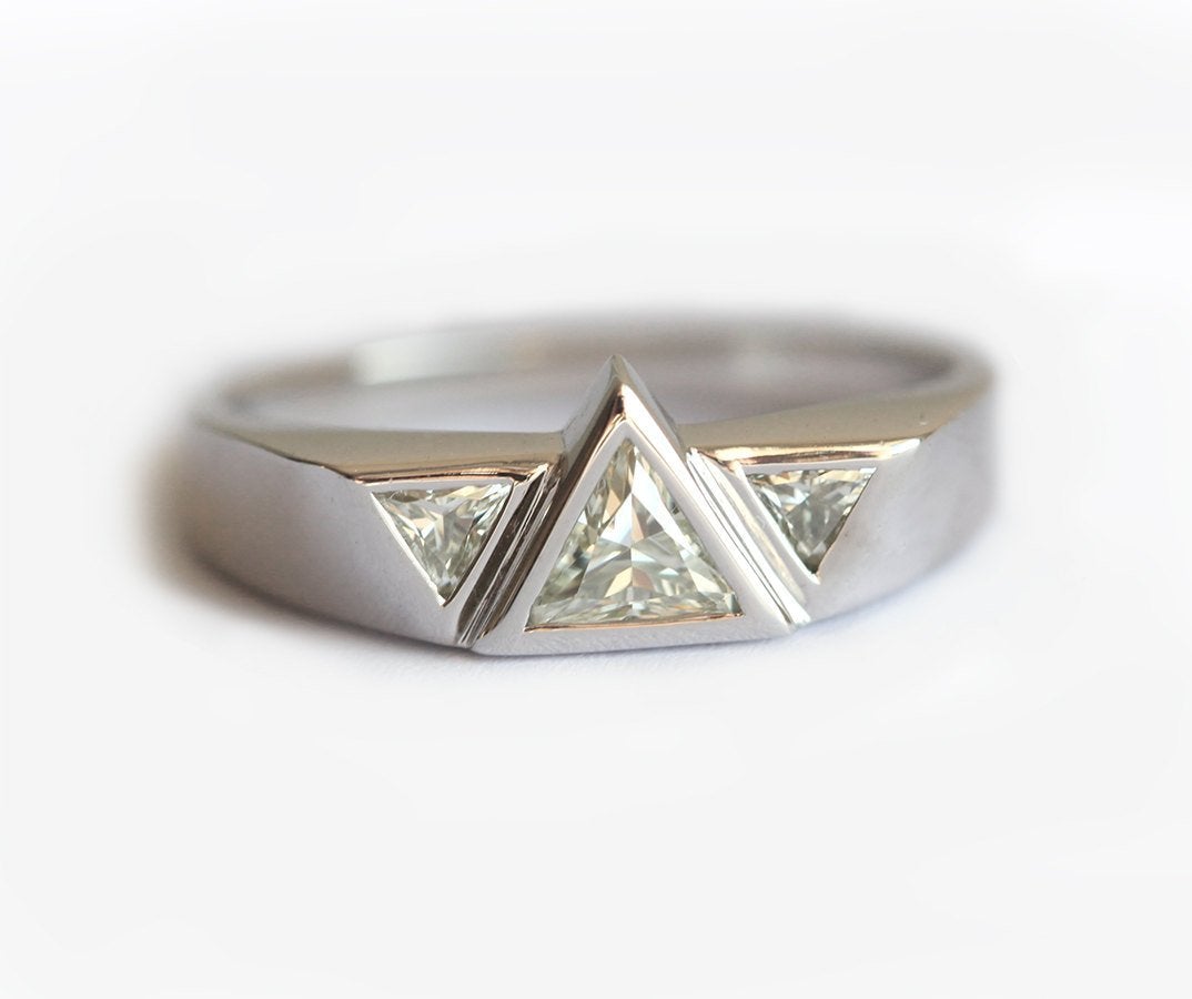 Triple trillion-cut diamond ring