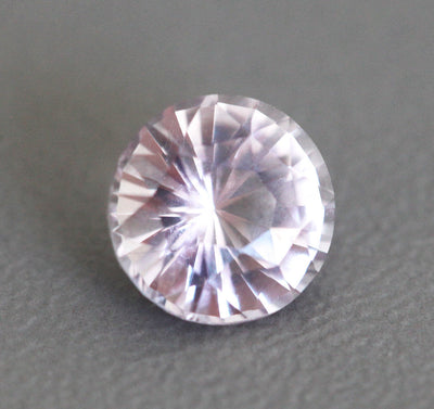 Loose round light pink sapphire