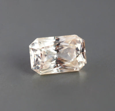 Loose octagon-shaped peach pink sapphire