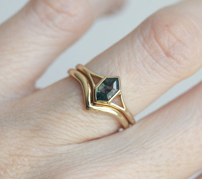 Hexagon Solitaire Moss Agate, Yellow Gold Ring With Chevron Band