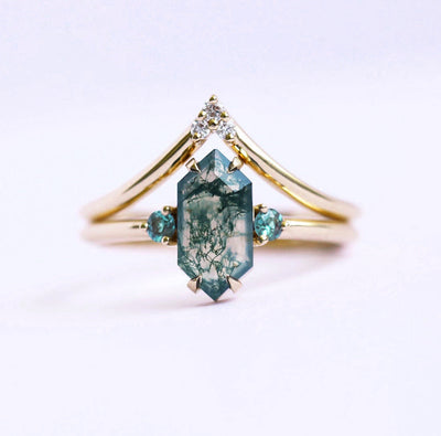 Hexagon Moss Agate, Yellow Gold Ring with Side Alexandrite Stones and V-Shaped Diamond Band