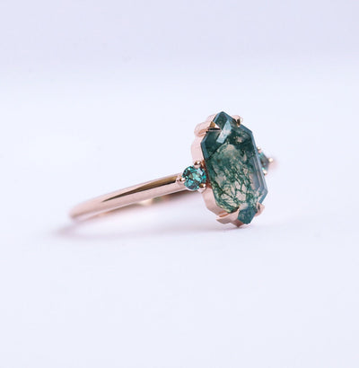 Hexagon Moss Agate Ring with Side Round Alexandrite Stones