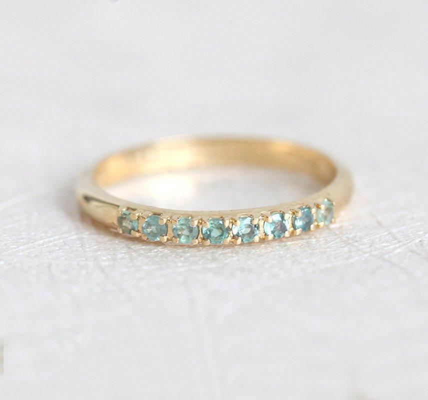 Round Alexandrites Ring with Eternity Style Yellow Gold Band