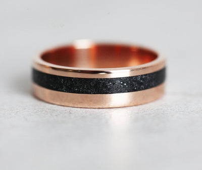 Jean Crushed Black Spinel Wedding Band-Capucinne