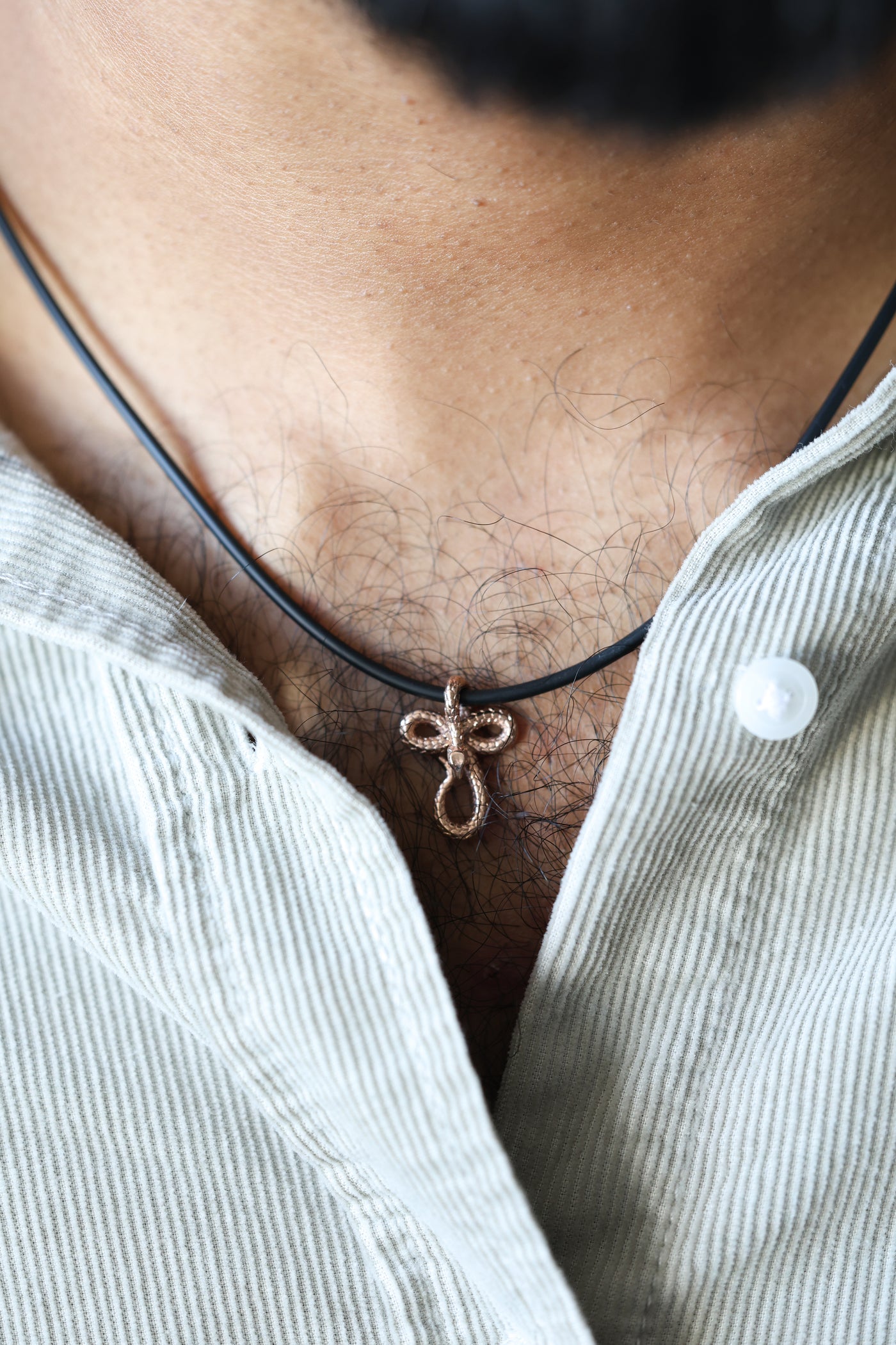 Men's snake necklace with natural rubber cord and smaller pendant