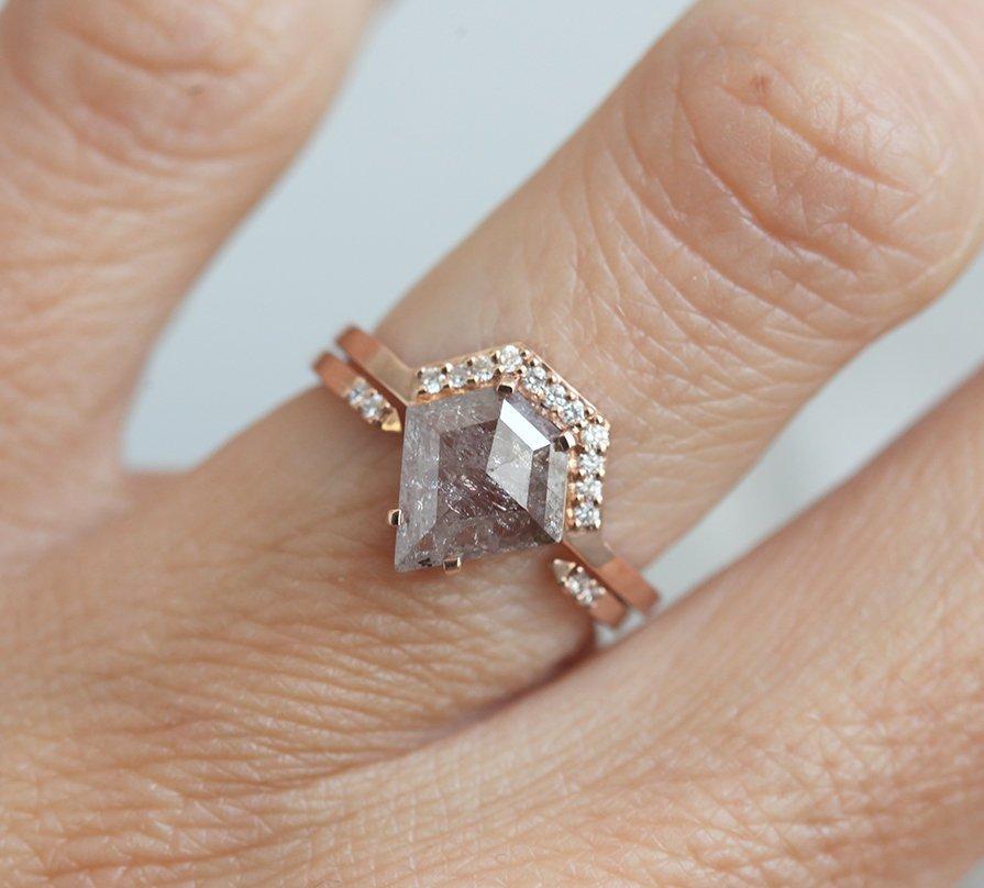 Gray Shield Salt & Pepper Diamond Ring Set with Side Round White Diamonds