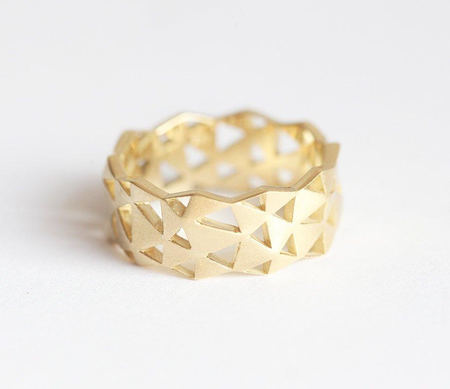 MODERN GOLD RING, WIDE GOLD BAND-Capucinne
