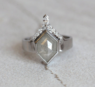 Modern Hexagon Diamond Ring With White Diamond Crown-Capucinne