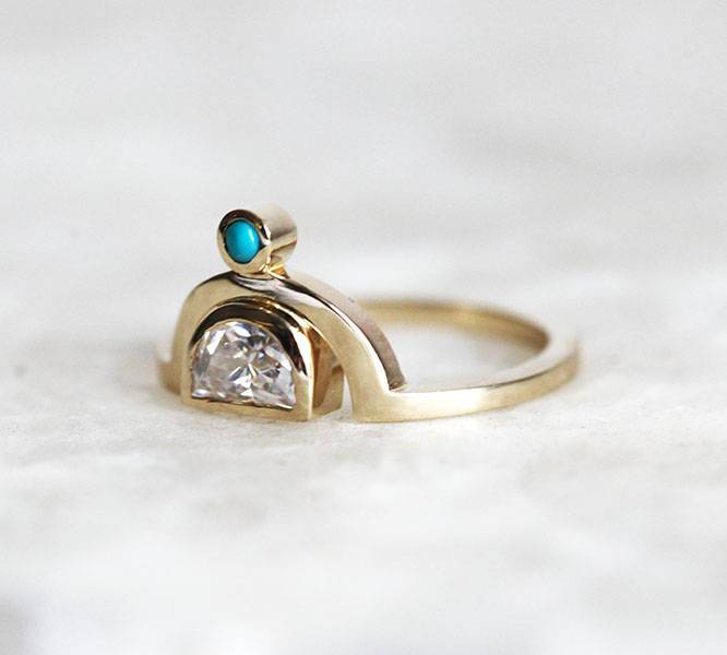 MOISSANITE ENGAGEMENT RING, UNIQUE MOISSANITE RING-Capucinne