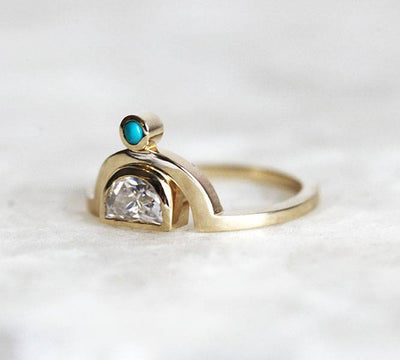 MOISSANITE ENGAGEMENT RING, UNIQUE MOISSANITE RING-Capucinne