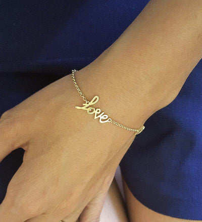 Gold chain bracelet with personalized name