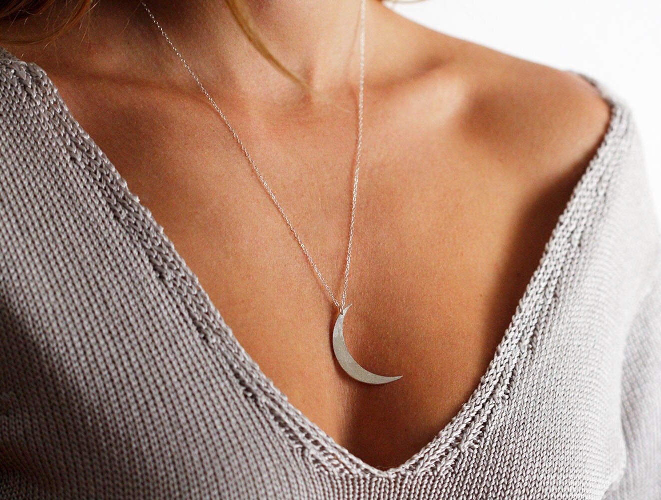 Silver crescent moon necklace