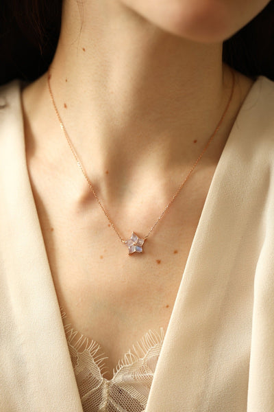 Rhomb-cut moonstone star gold chain necklace