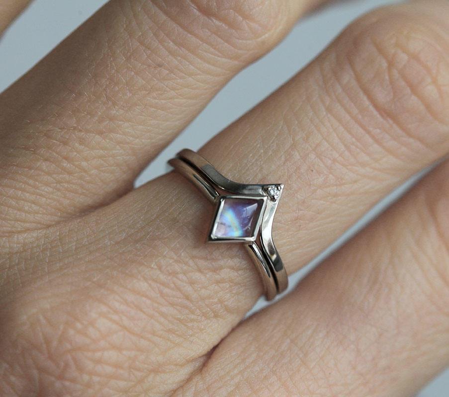 Kite Moonstone Engagement Ring with V-Shaped Diamond Band