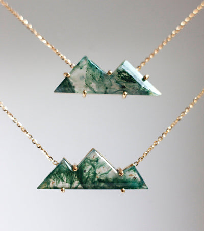 Three Top and Two Top Mountain-Cut Moss Agate Necklace with Yellow Gold Chain