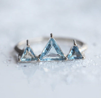 3 Triangle-shape Aquamarine Stones Ring Set with Mountain-Top Resemblance and with White Diamonds Resembling Snow