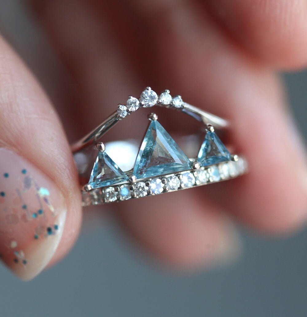 3 Triangle-shape Aquamarine Stones Ring Set with Mountain-Top Resemblance and with White Diamonds Resembling Snow