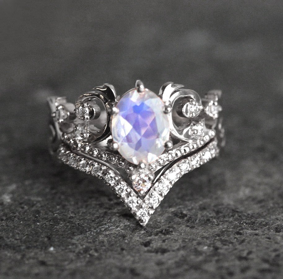 Naira Moonstone Ring Set – Capucinne - Main Image