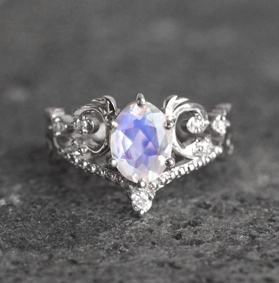 Custom moonstone engagement rings online