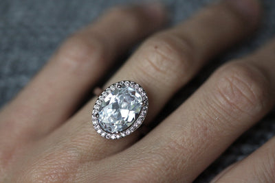 Oval Moissanite Ring With Diamond Halo-Capucinne