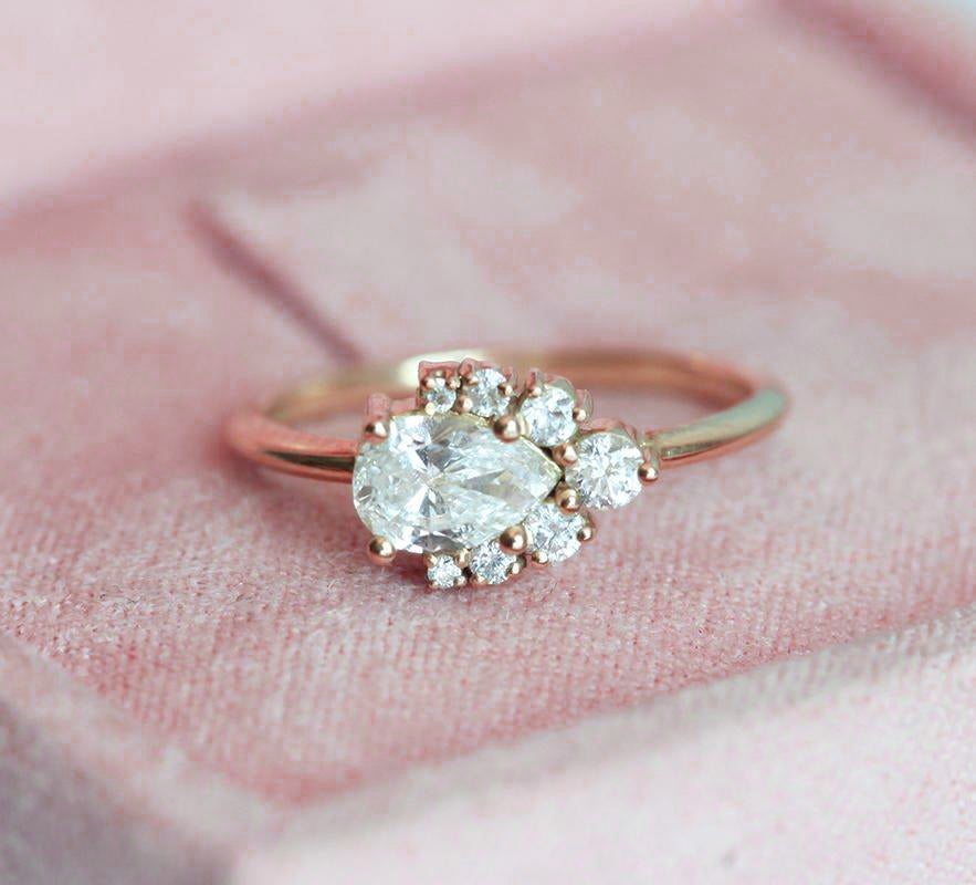Pear Diamond Cluster Engagement Ring-Capucinne