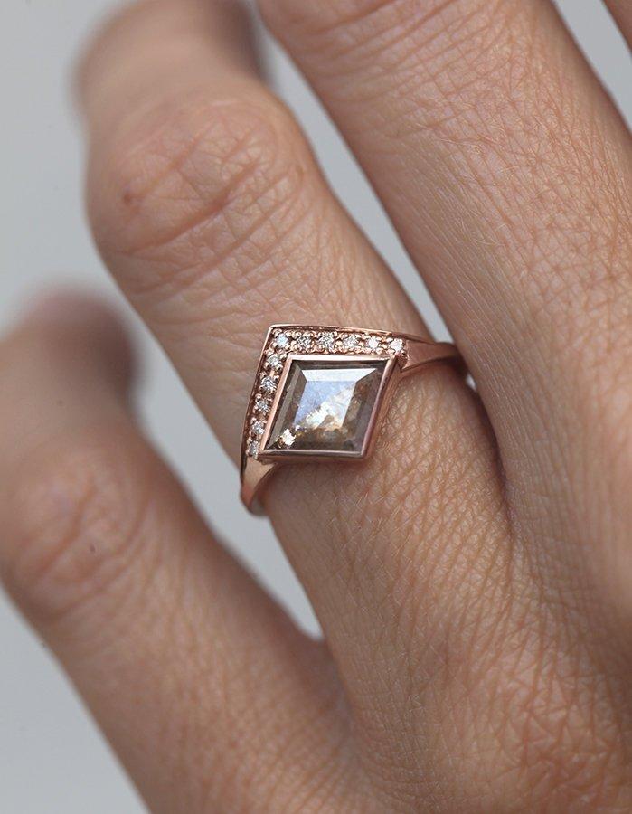 Kite Salt & Pepper Diamond Ring with Round Side Diamonds