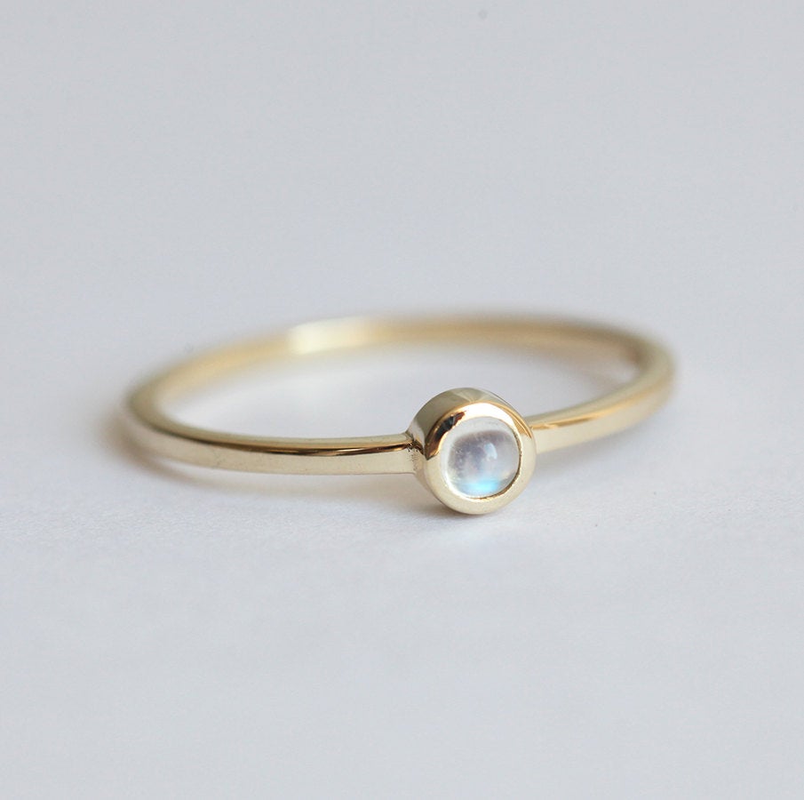 Round Moonstone Gold Solitaire Ring