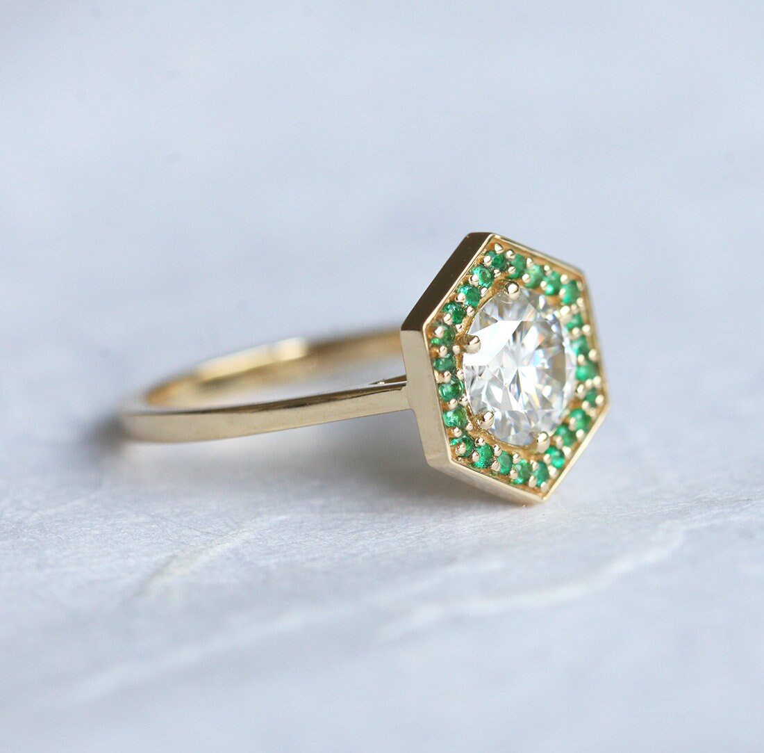 Rhea Engagement Ring-Capucinne