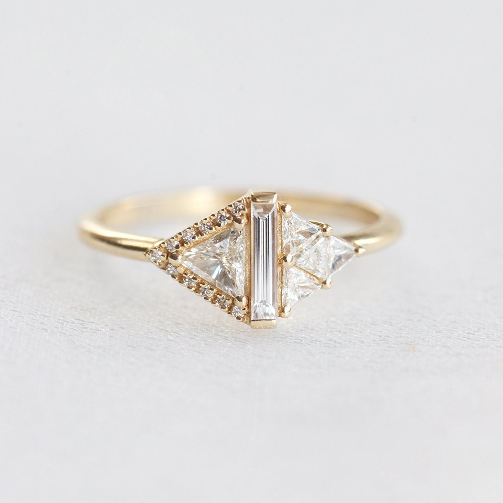 Rhombus Diamond Ring-Capucinne