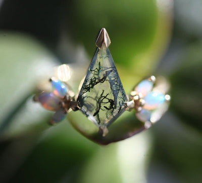 Kite Moss Agate Ring with Side Australian Opal Stones