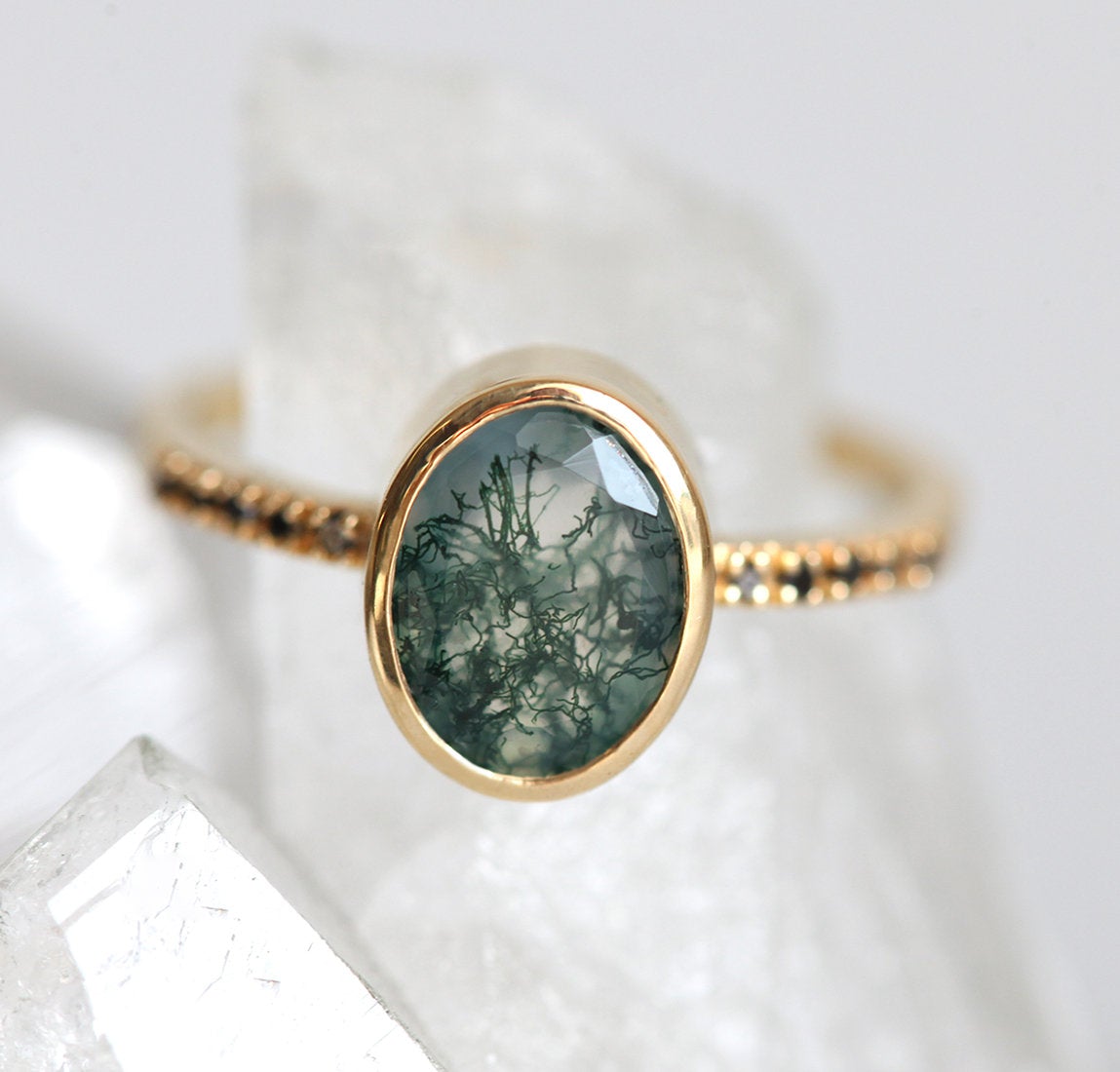 Green Oval Moss Agate Ring