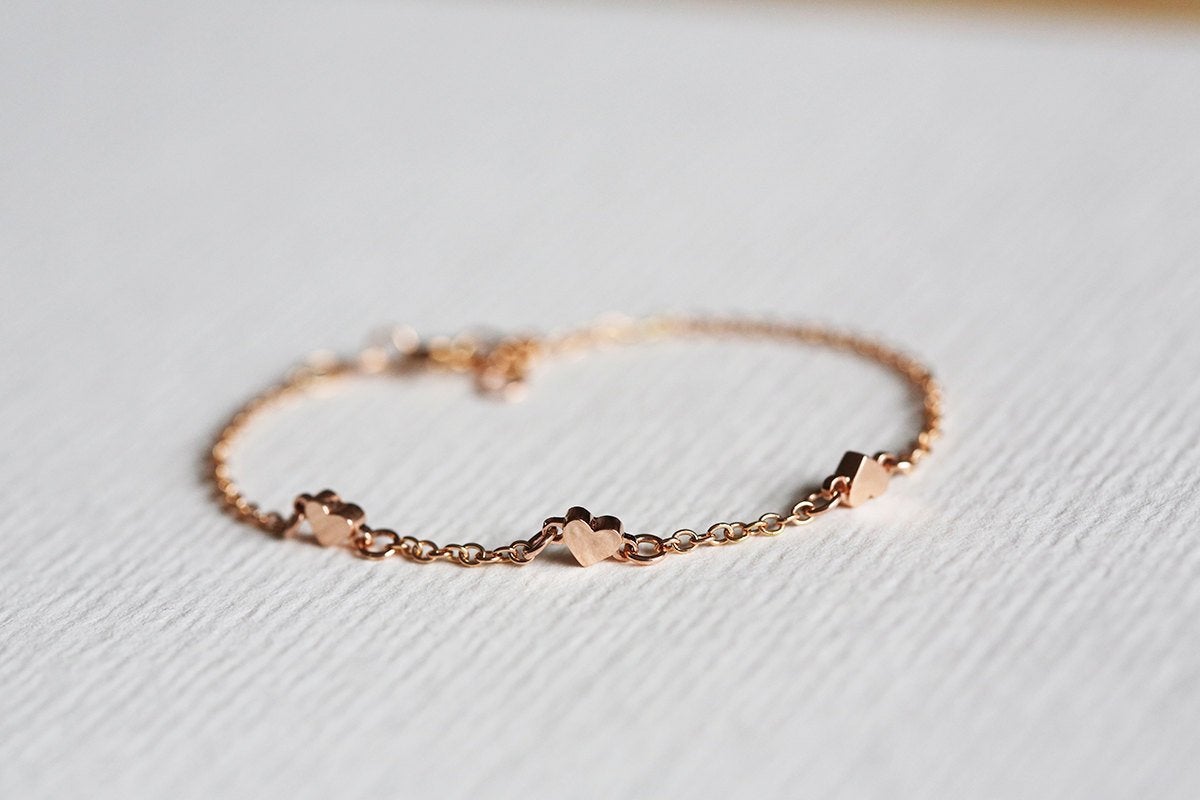 Rose gold hearts chain bracelet