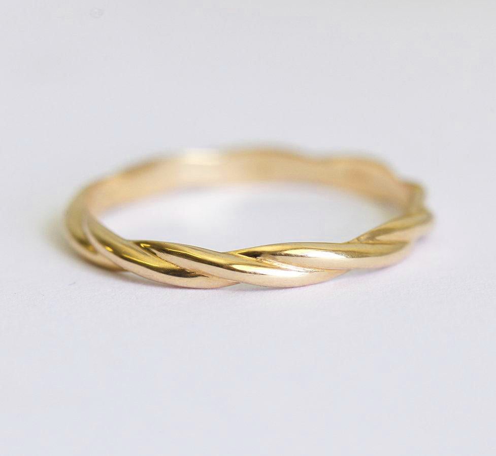 Simple Twisted Rope Wedding Ring Rose Gold Capucinne