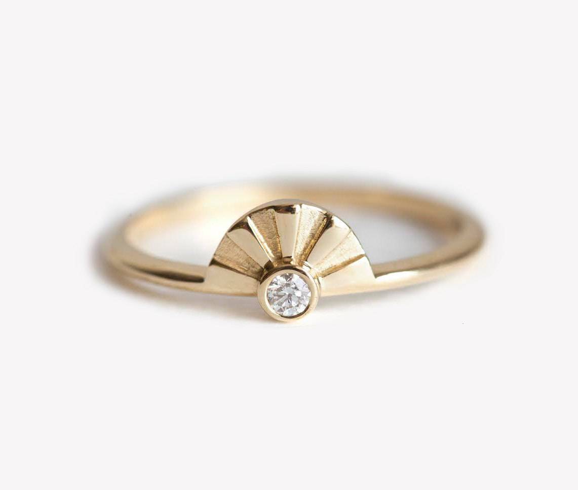 Round Diamond Solitaire Gold Sun Ring