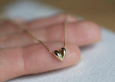 Gold mini heart necklace