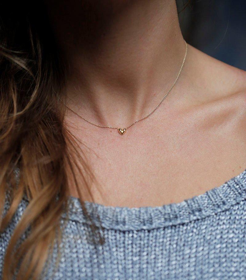 Gold mini heart necklace